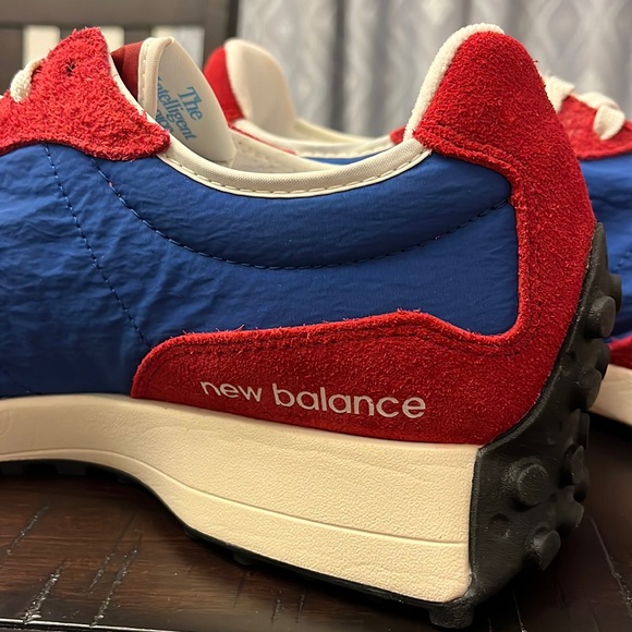 New Balance 327 Lifestyle Shoes Sneakers MS327CH red blue Men’s Size 12 - Picture 9 of 15